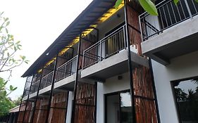 Adys Inn